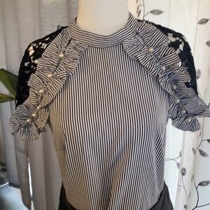 NWT  Women Striped Top Blouse  Accented with Pearls
